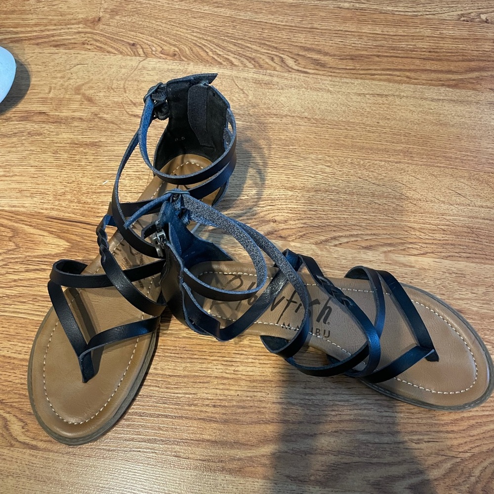 WORN ONCE cute black sandals!